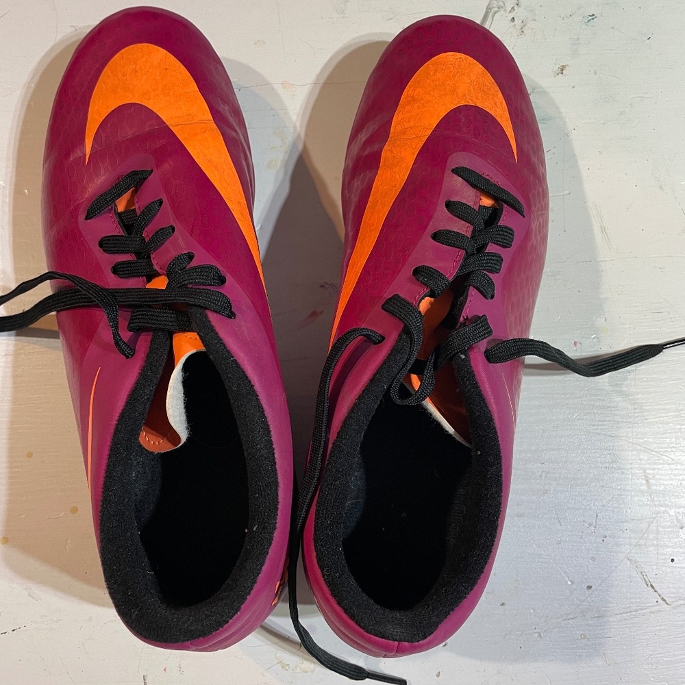 Nike womens soccer cleats